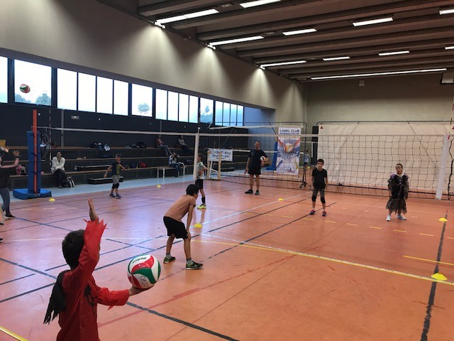 gal/saison 2017-2018/ecole_de_volley_-_halloween/IMG_1228.JPG